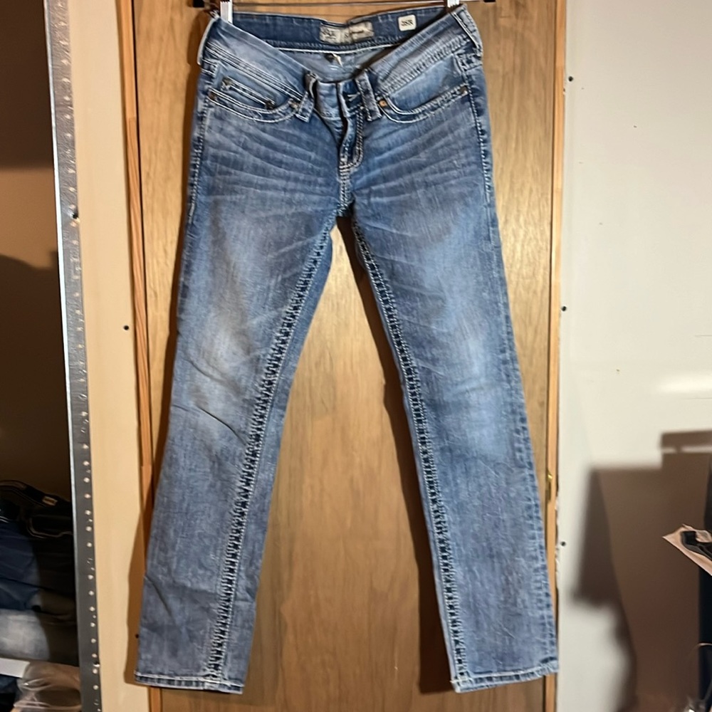 Women’s BKE Sabrina straight 28R preowned very good condition jeans